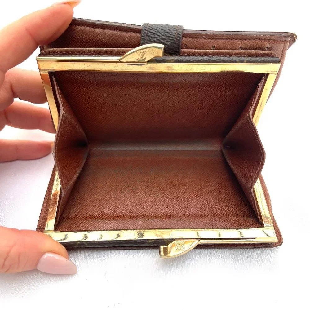 Auc Louis Vuitton French Style Port Monogram Wallet